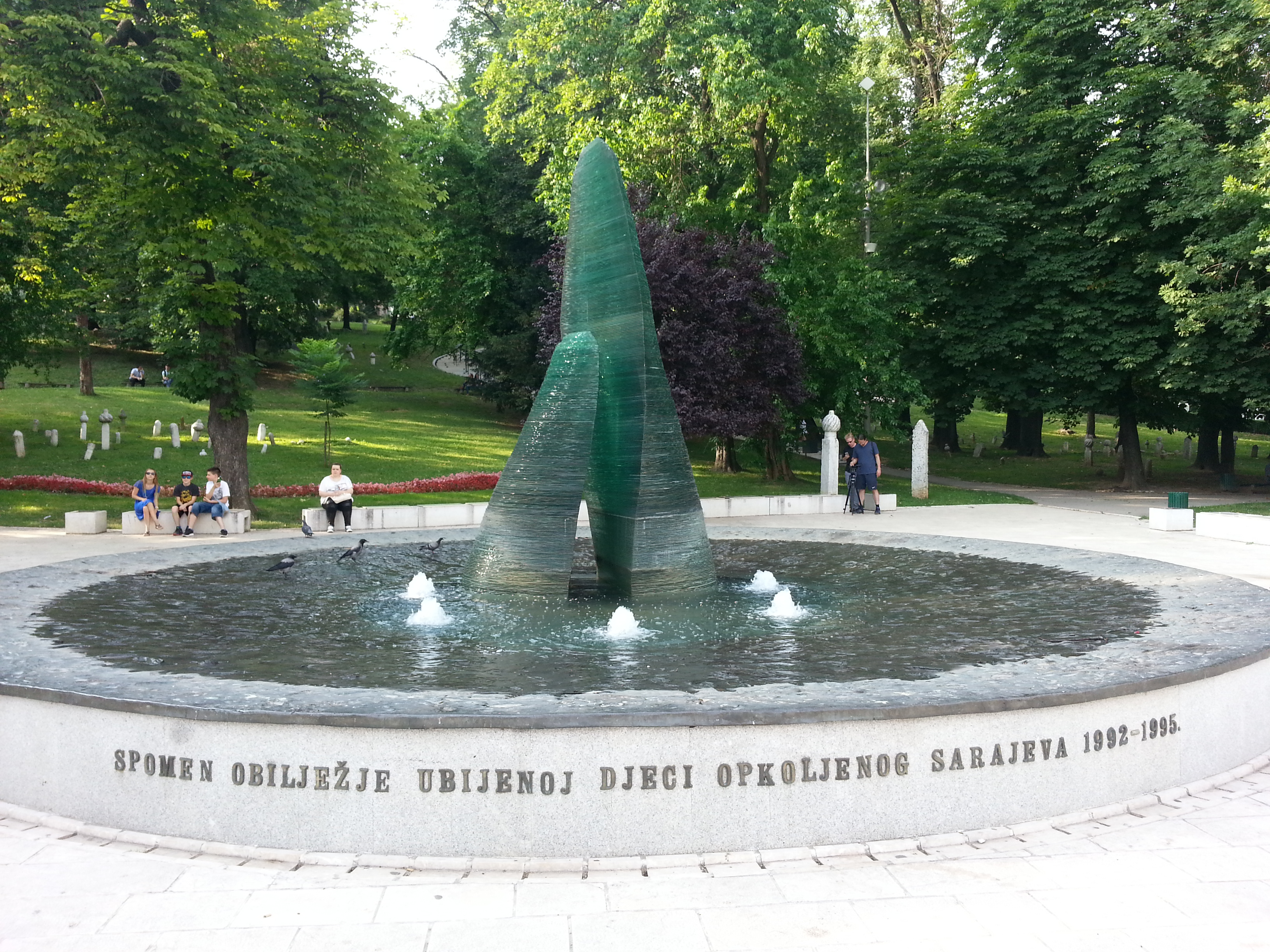 memorial to children sarajevo2